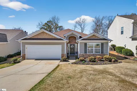 920 Medora Dr, Greer, SC 29650
