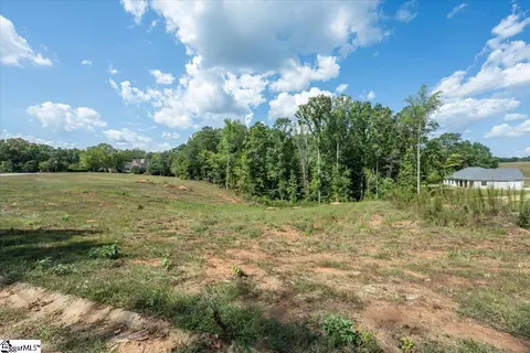 104 Topsail Dr, Anderson, SC 29625 photo 3