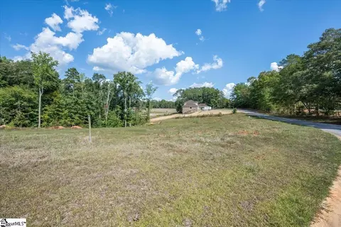 104 Topsail Dr, Anderson, SC 29625