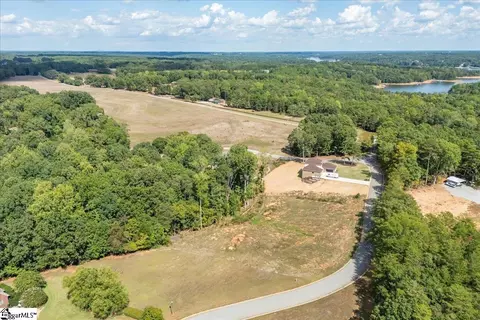 104 Topsail Dr, Anderson, SC 29625 photo 6