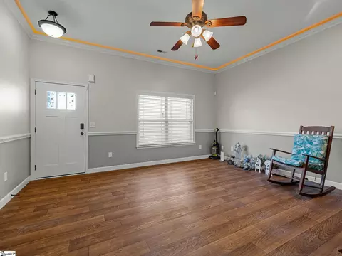 728 Cerons St, Moore, SC 29369 photo 5