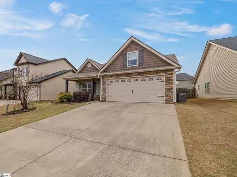 728 Cerons St, Moore, SC 29369 photo 2