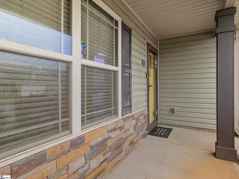 728 Cerons St, Moore, SC 29369 photo 4