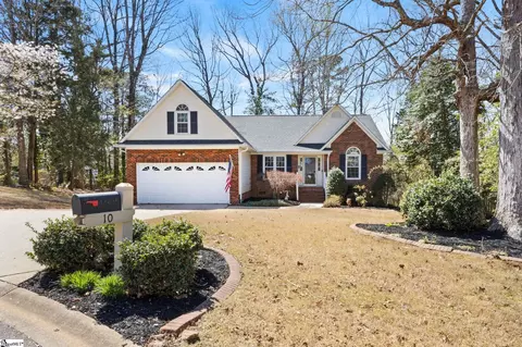 10 Croftstone Ct, Mauldin, SC 29662