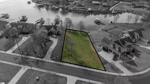 128 Gardenia Dr, Ninety Six, SC 29666