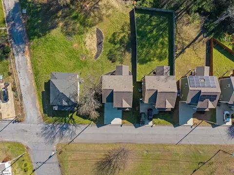 View/Area - 80 E Church St, Greer, SC 29651 photo 1 of 7