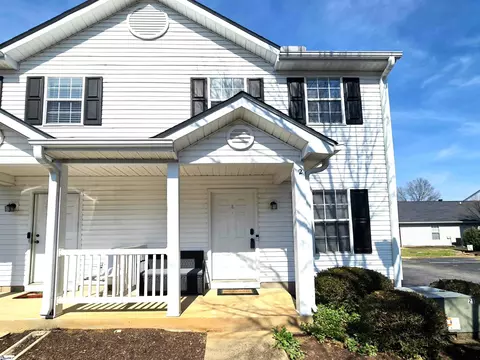 2 Allenwood Ln, Greer, SC 29650