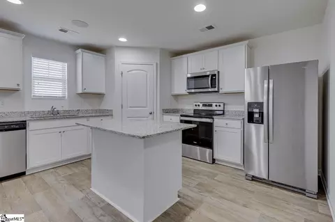 Kitchen - 439 Seaborn Cir, Pendleton, SC 29670 photo 1 of 4