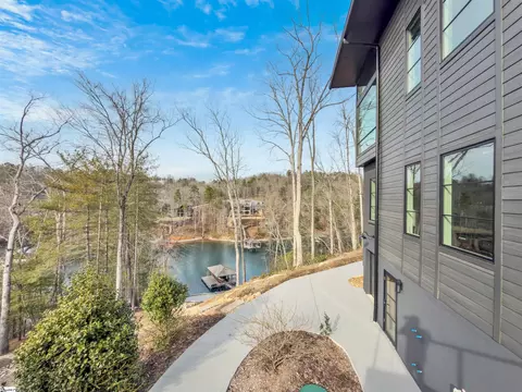 View/Area - 127 Crosswind Ct, Sunset, SC 29685 photo 4 of 11