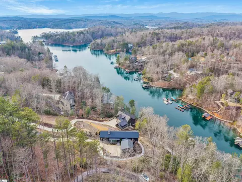 View/Area - 127 Crosswind Ct, Sunset, SC 29685 photo 3 of 11