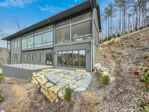 Exterior - 127 Crosswind Ct, Sunset, SC 29685 photo 8 of 10