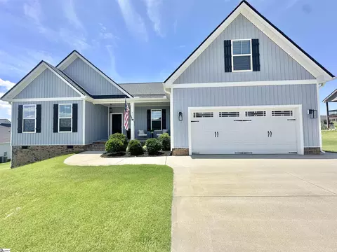 514 Hillview Knoll Ln, Greer, SC 29651