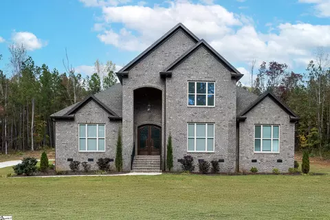 225 Rocky Ridge Rd, Enoree, SC 29335