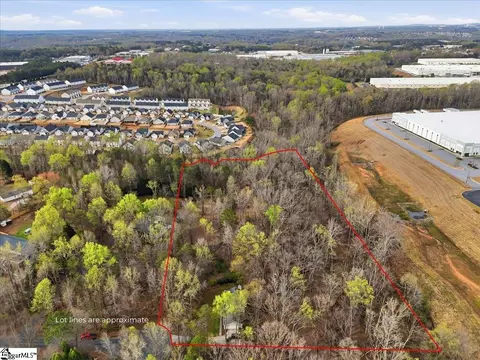 185 Commodore Dr, Duncan, SC 29334 photo 3