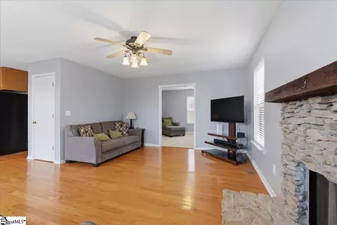 185 Commodore Dr, Duncan, SC 29334 photo 26