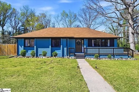 219 Seven Oaks Ln, Spartanburg, SC 29301