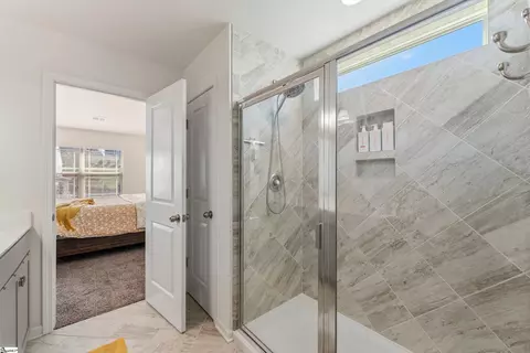 Entry Way - 171 Caledonia Dr, Easley, SC 29642 photo 9 of 10