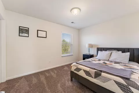 Bedroom - 171 Caledonia Dr, Easley, SC 29642 photo 4 of 5