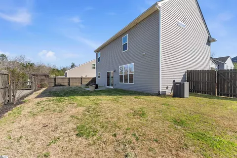 Exterior - 171 Caledonia Dr, Easley, SC 29642 photo 4 of 6
