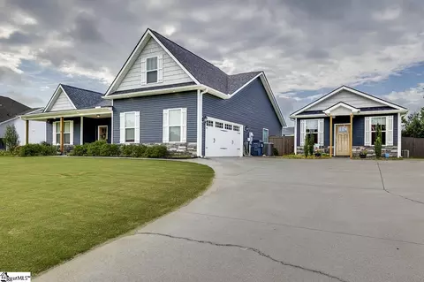 7 Judge Looper Ct, Travelers Rest, SC 29690