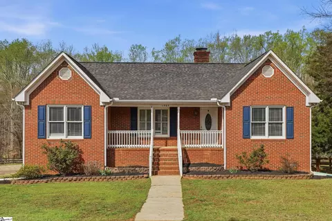 1905 Jones Mill Rd, Simpsonville, SC 29681