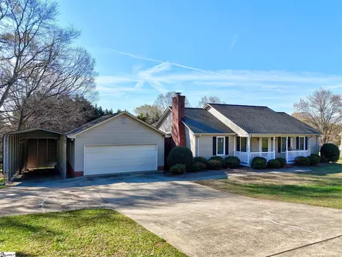 Exterior - 1024 Old Mill Rd, Easley, SC 29642 photo 3 of 10