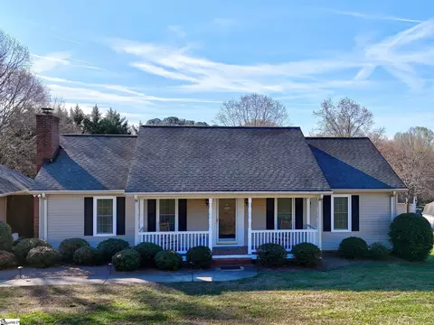 Exterior - 1024 Old Mill Rd, Easley, SC 29642 photo 2 of 10