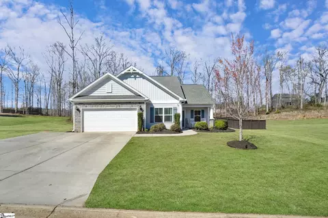 315 Avendell Dr, Easley, SC 29642
