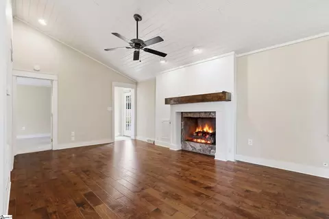 223 Meadow Ln, Easley, SC 29642 photo 11