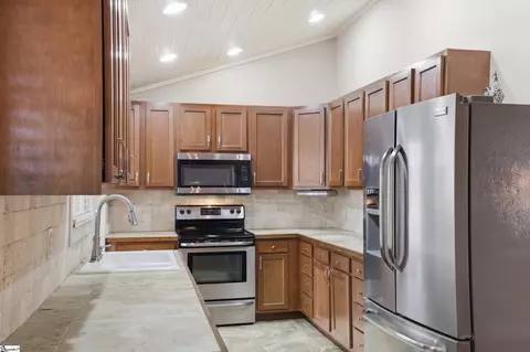 223 Meadow Ln, Easley, SC 29642 photo 8