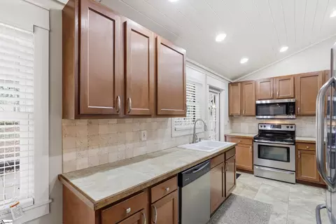 223 Meadow Ln, Easley, SC 29642 photo 7