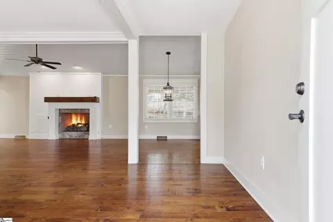 223 Meadow Ln, Easley, SC 29642 photo 4