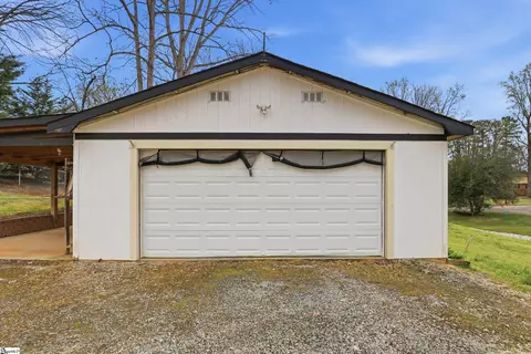 223 Meadow Ln, Easley, SC 29642 photo 31