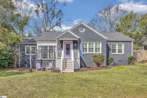 13 Club Dr, Greenville, SC 29605