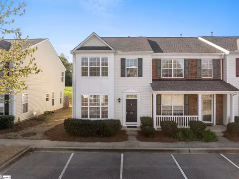 423 Twist Cir, Mauldin, SC 29662