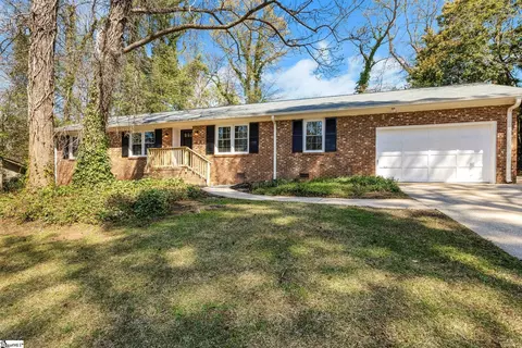 4 Coatbridge Rd, Greenville, SC 29615