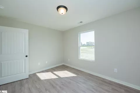 Bedroom - 9892 Highway 252, Ware Shoals, SC 29692 photo 3 of 5