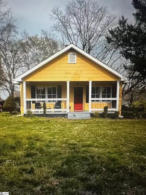 505 S Randolph Ave, Landrum, SC 29356
