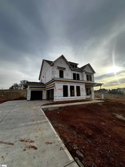 403 Rustic Outland Dr, Simpsonville, SC 29681