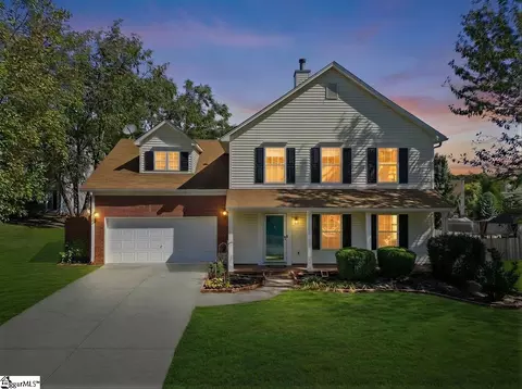 6 Avenel Ct, Simpsonville, SC 29681