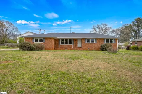 313 Rhodehaven Dr, Anderson, SC 29625