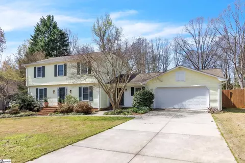 105 Birnam Ct, Greenville, SC 29615