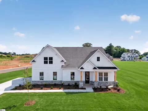 401 Rustic Outland Dr, Simpsonville, SC 29681