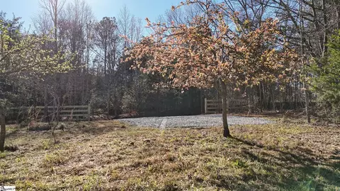 829 Bramlett Rd, Laurens, SC 29360 photo 7