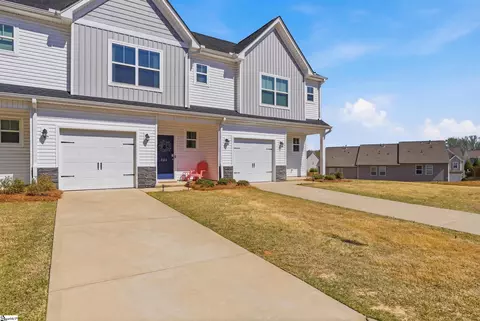 224 Stone Fruit Ct, Duncan, SC 29334