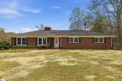 4304 Old Buncombe Rd, Greenville, SC 29617