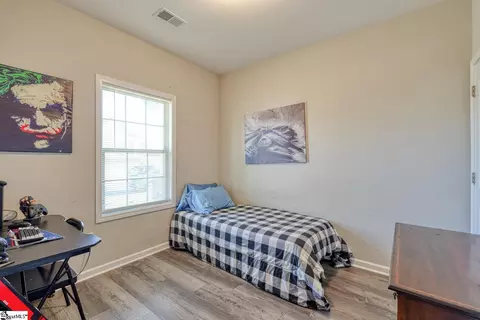 Bedroom - 737 Stilmore Dr, Duncan, SC 29334 photo 8 of 14