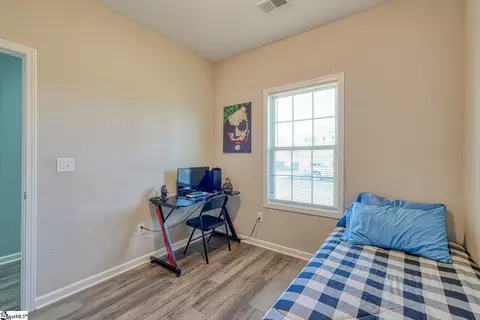 Bedroom - 737 Stilmore Dr, Duncan, SC 29334 photo 9 of 14