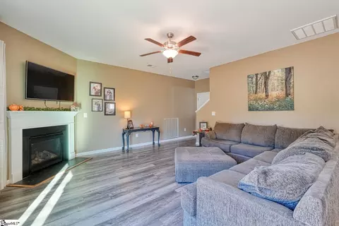 Living - 737 Stilmore Dr, Duncan, SC 29334 photo 1 of 1