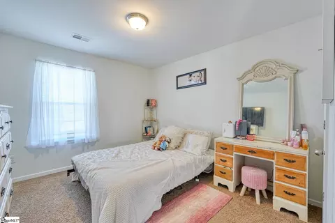 Bedroom - 737 Stilmore Dr, Duncan, SC 29334 photo 4 of 14